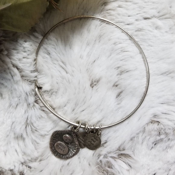 Alex And Ani Seashell Positive Energy Technology Bangle Bracelet - Picture 5 of 7